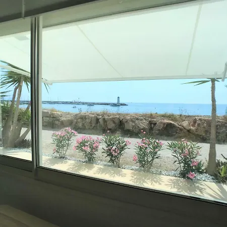 Loft Marina Direct Plage *